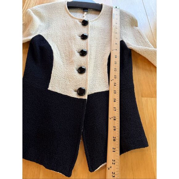 St. John Collection Colorblock Santana Knit Collarless Jacket Ivory & Black Sz 0 - Picture 5 of 14